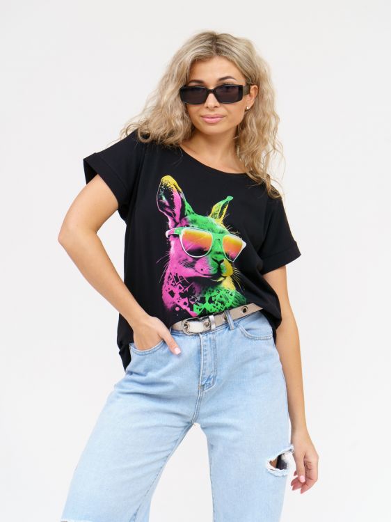 Футболка 347653 черный/заяц последний размер