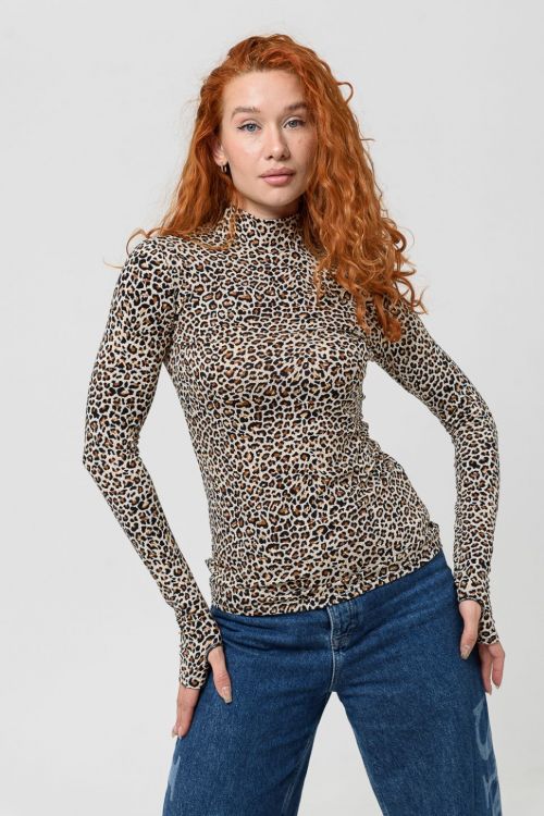 Водолазка 18050 леопард последний размер